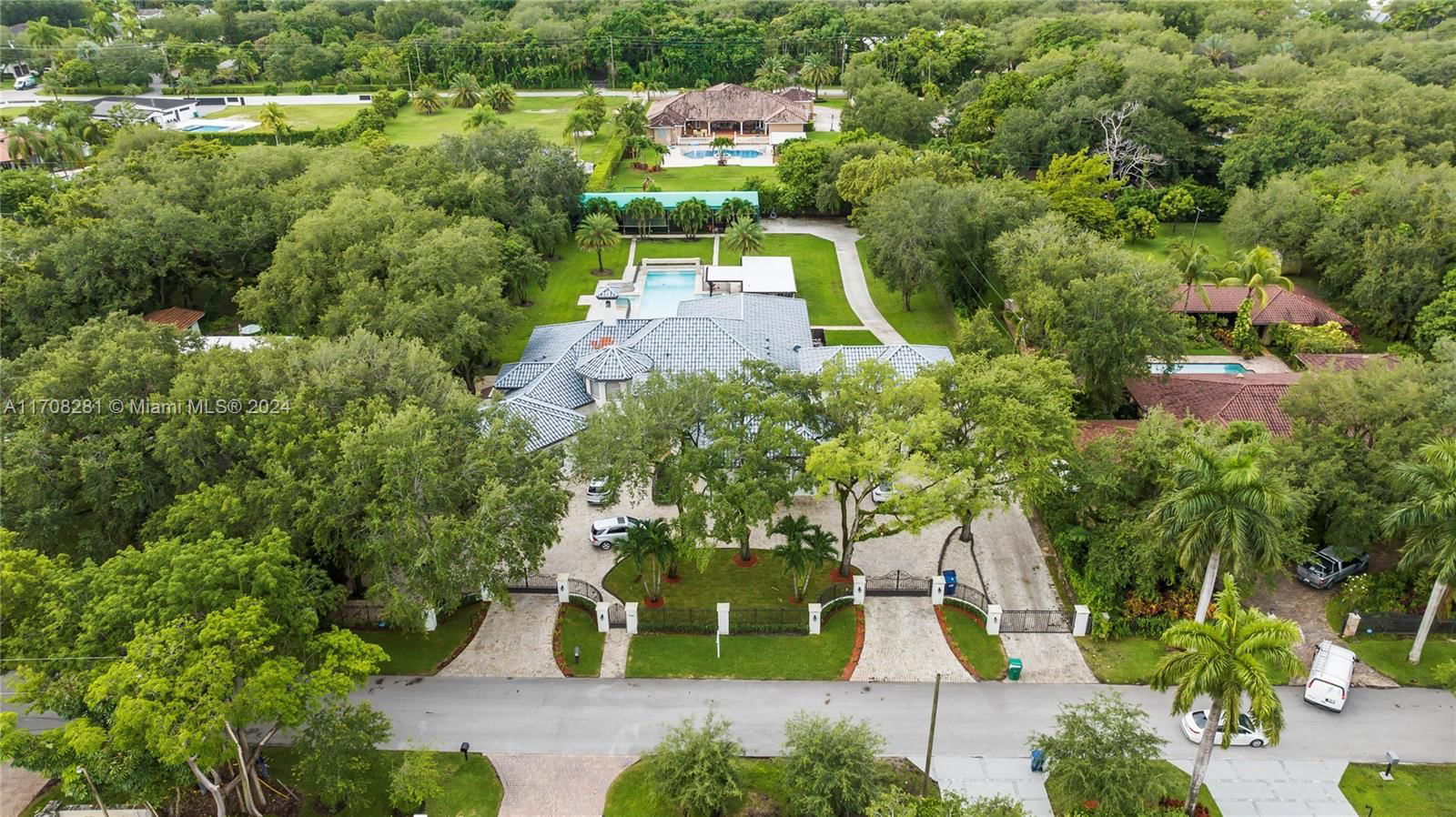 Real estate property located at 9980 66th St, Miami-dade, Subdivision Of, Miami, FL