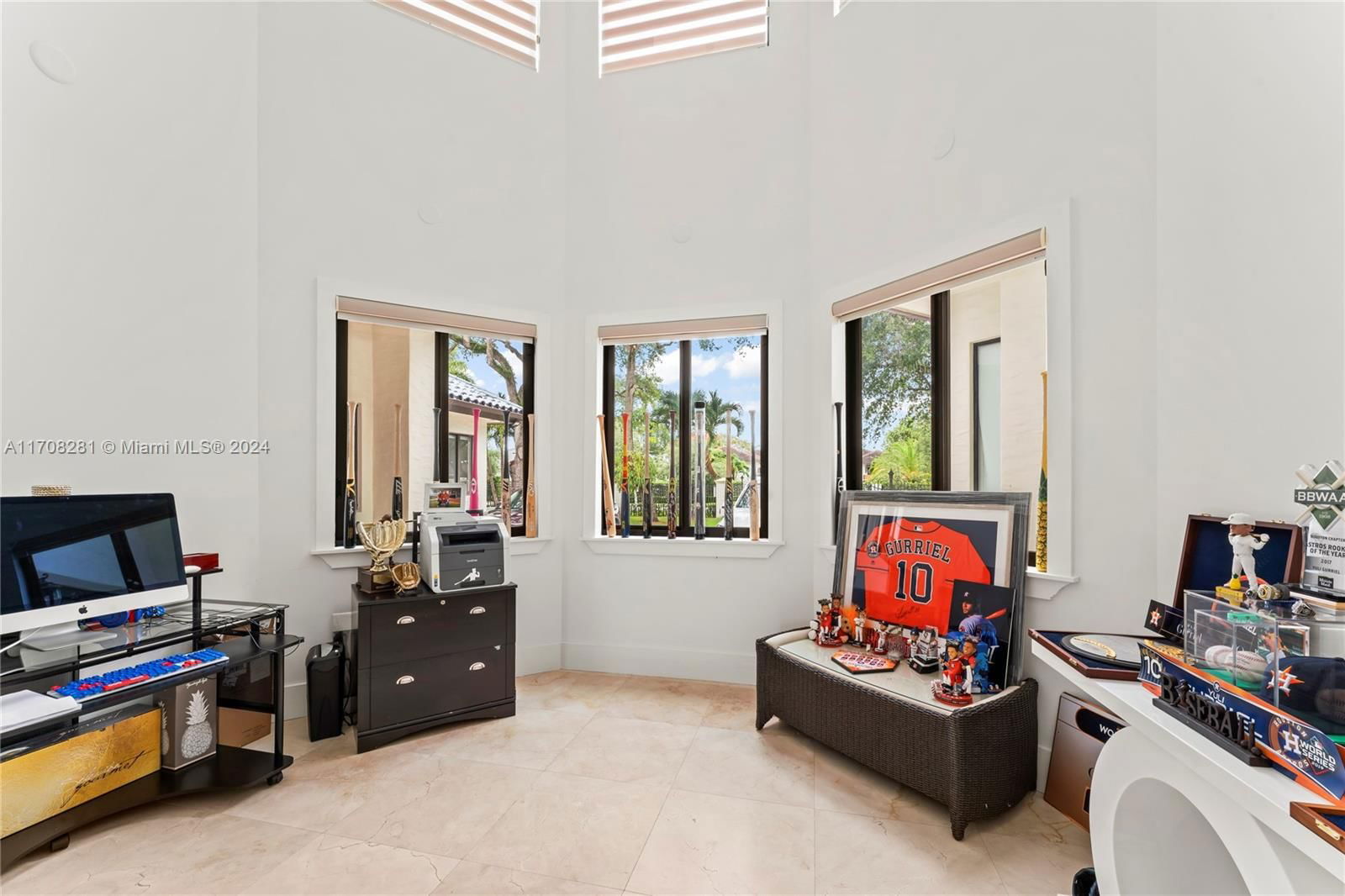 Real estate property located at 9980 66th St, Miami-dade, Subdivision Of, Miami, FL