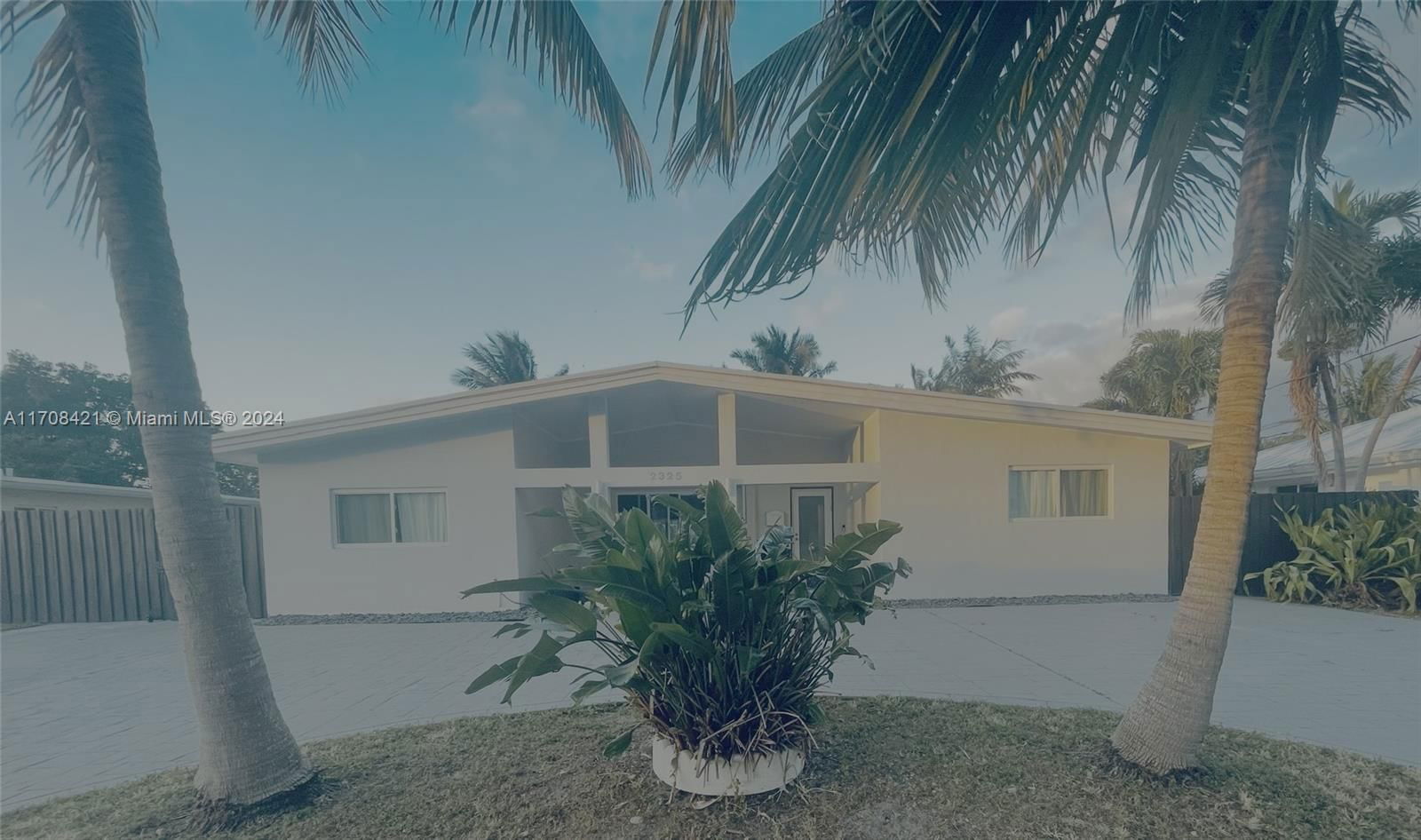 Real estate property located at 2325 194th St, Miami-Dade, ENCHANTED LAKE SEC 6, Miami, FL