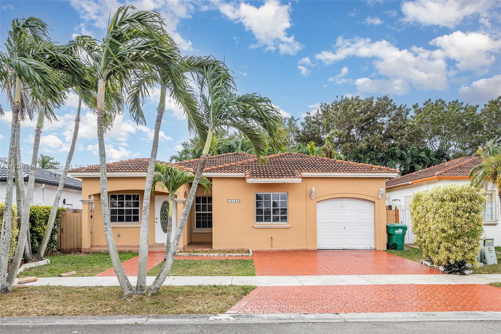 Real estate property located at 15744 69th Ln, Miami-Dade, SAN DENIS ESTATES, Miami, FL