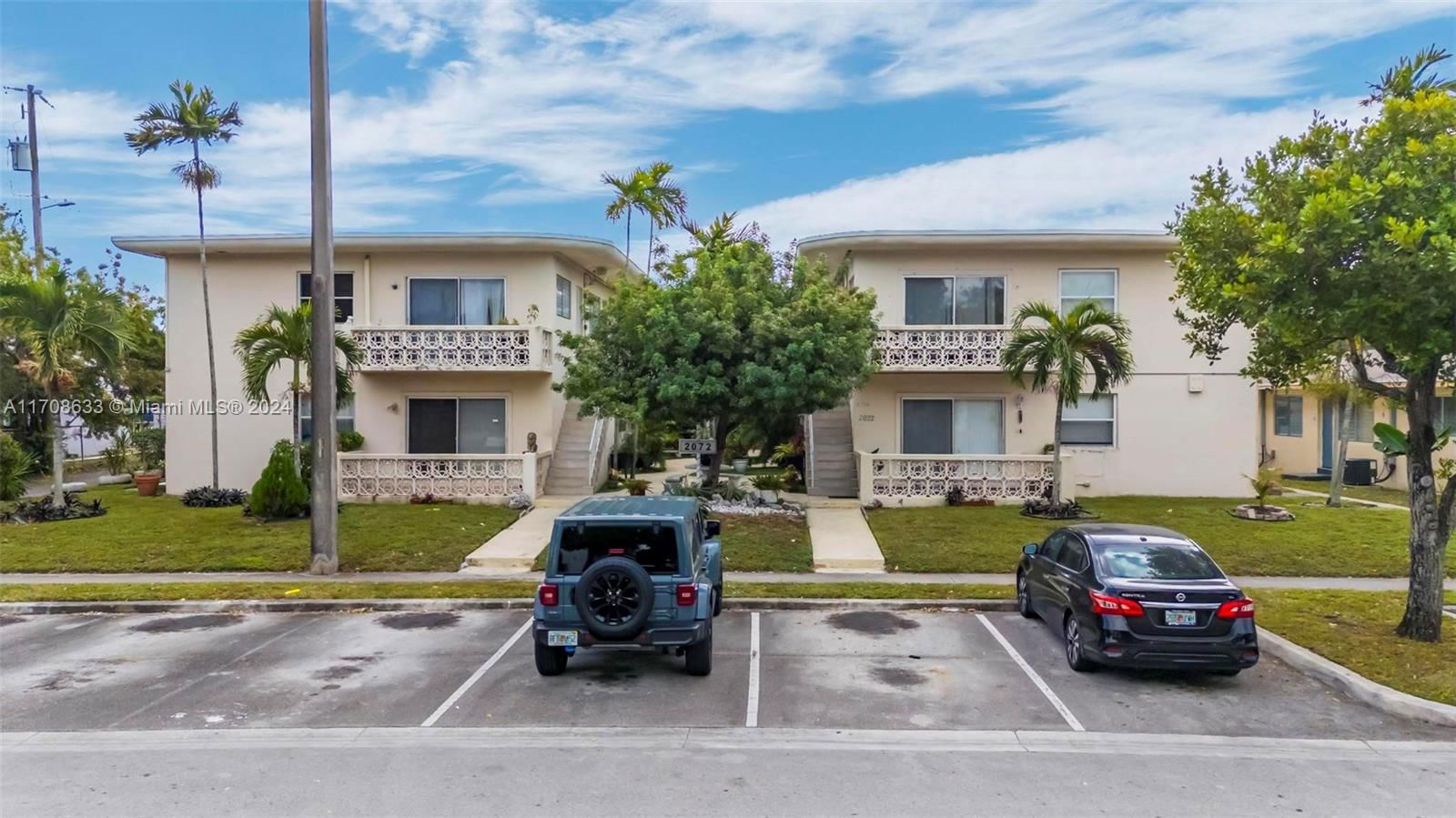 Real estate property located at 2072 169th St #10, Miami-Dade, 2072 NE 169 ST CORP CONDO, North Miami Beach, FL