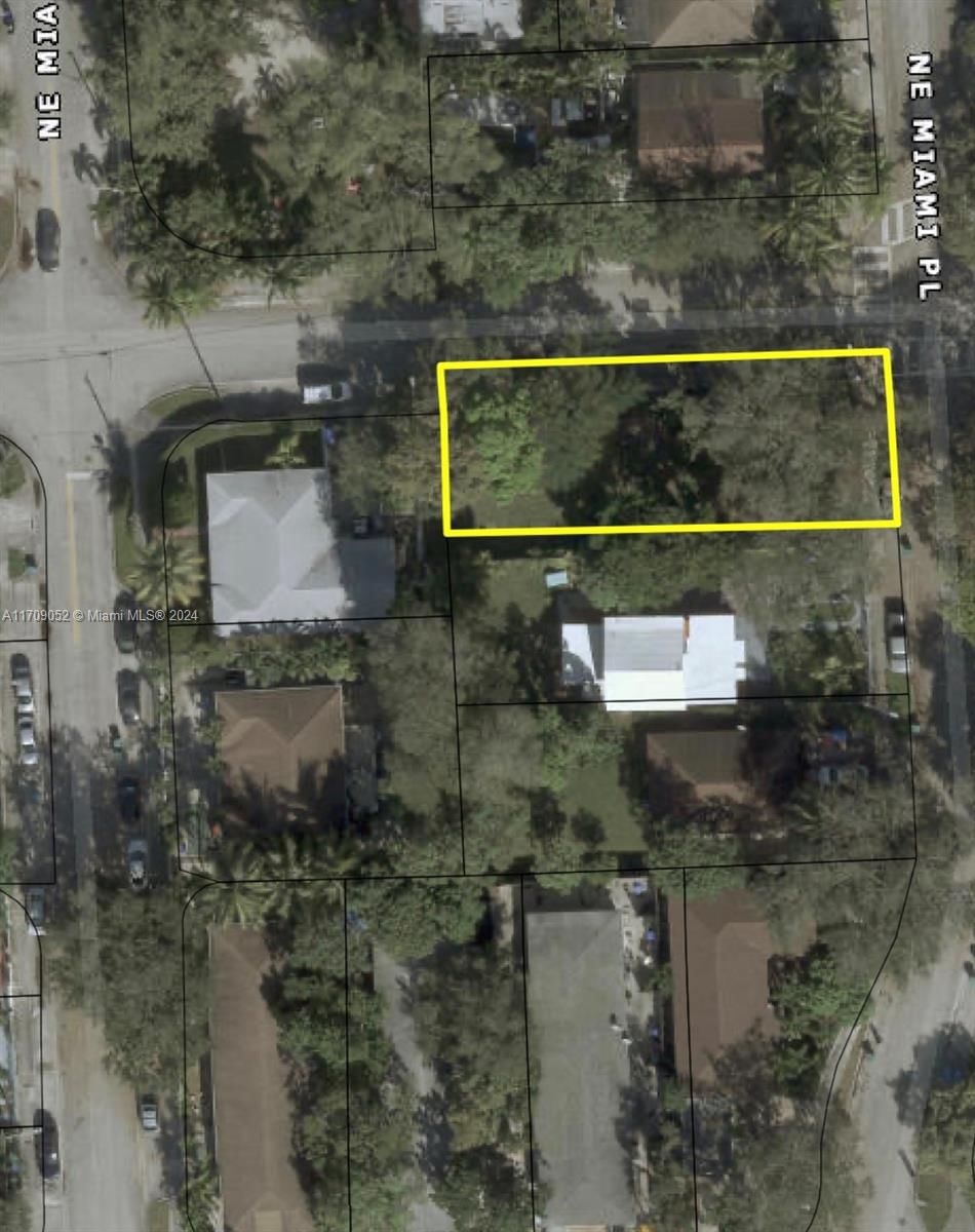 Real estate property located at 5640 Miami Pl, Miami-Dade, DIXIE HIGHWAY TRACK, Miami, FL