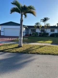 Real estate property located at 20231 92nd Ave, Miami-Dade, OLD CUTLER COVE, Cutler Bay, FL