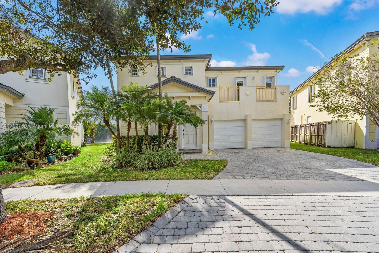 Real estate property located at 3130 1st Dr, Miami-Dade, CORSICA AT THE OASIS, Homestead, FL