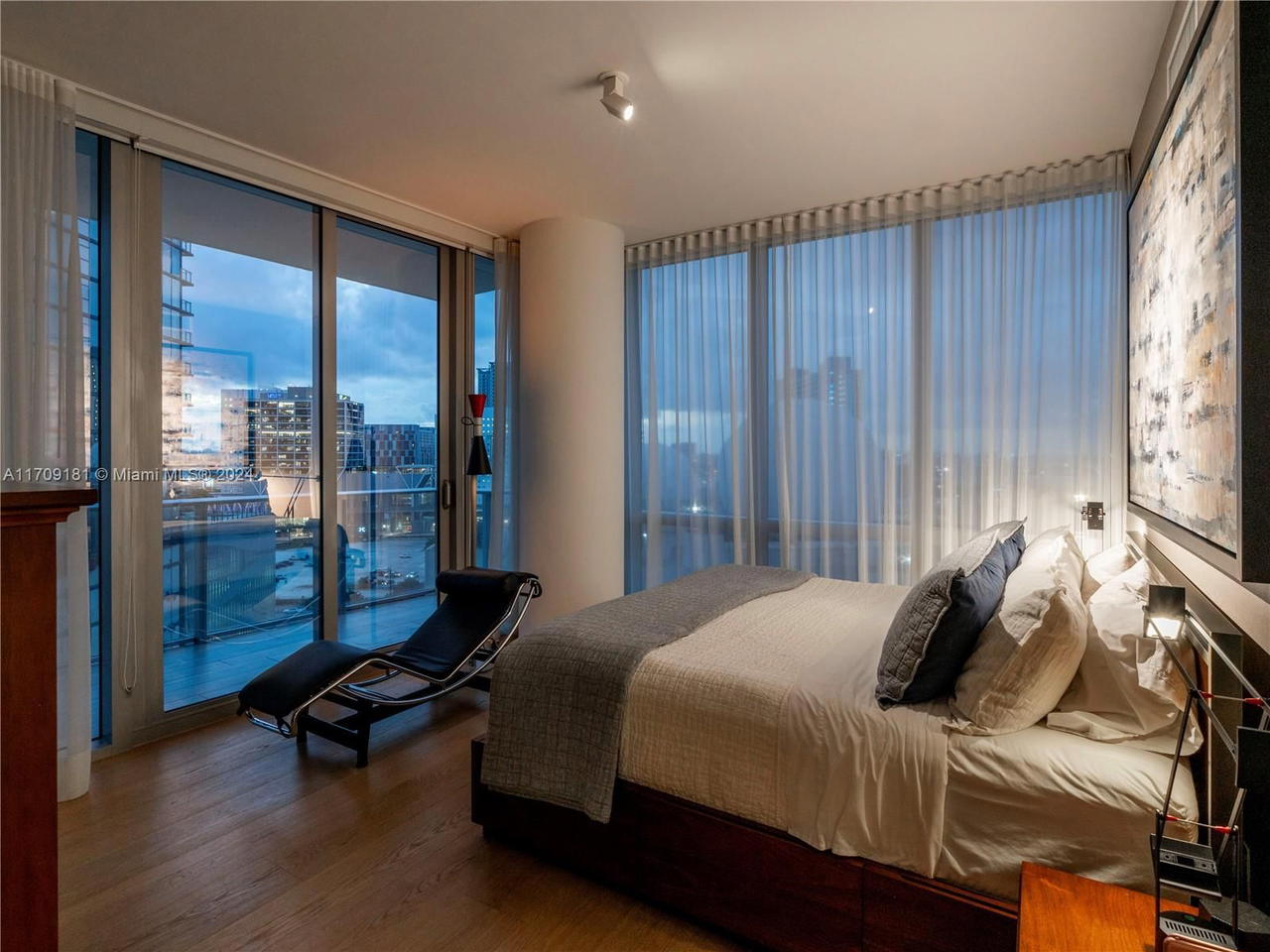 Real estate property located at 851 1st Ave #1212, Miami-dade, Paramount Miami Worldcent, Miami, FL
