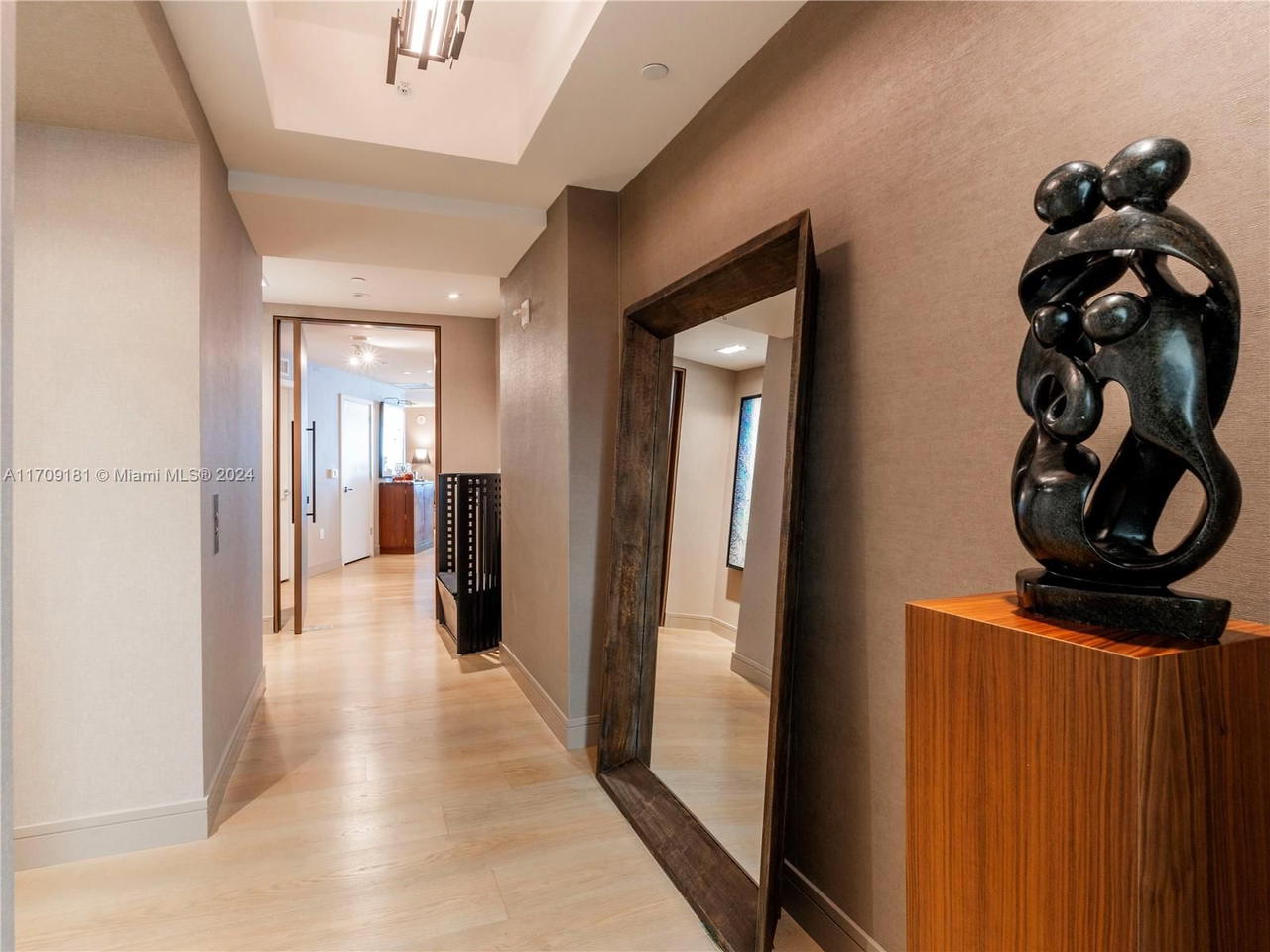 Real estate property located at 851 1st Ave #1212, Miami-dade, Paramount Miami Worldcent, Miami, FL