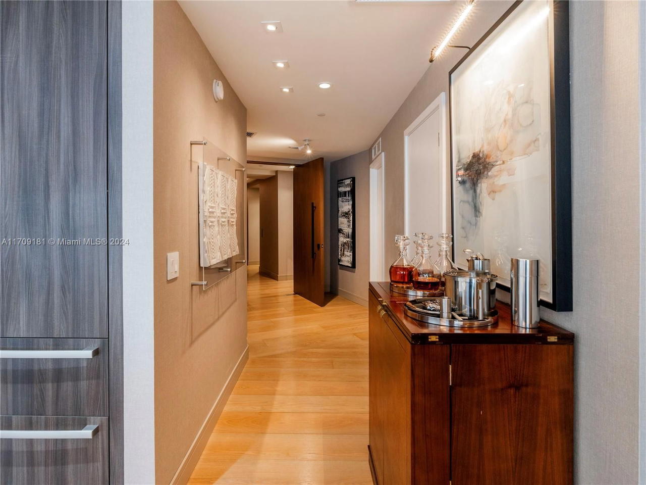 Real estate property located at 851 1st Ave #1212, Miami-dade, Paramount Miami Worldcent, Miami, FL