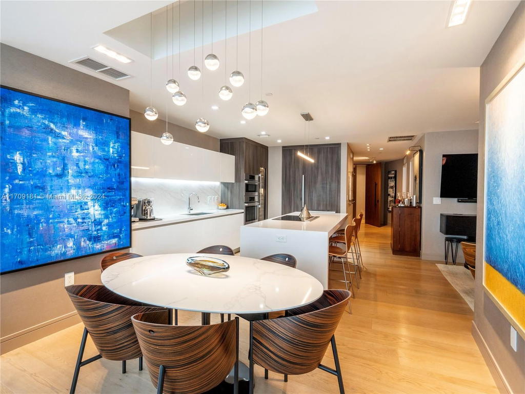 Real estate property located at 851 1st Ave #1212, Miami-dade, Paramount Miami Worldcent, Miami, FL