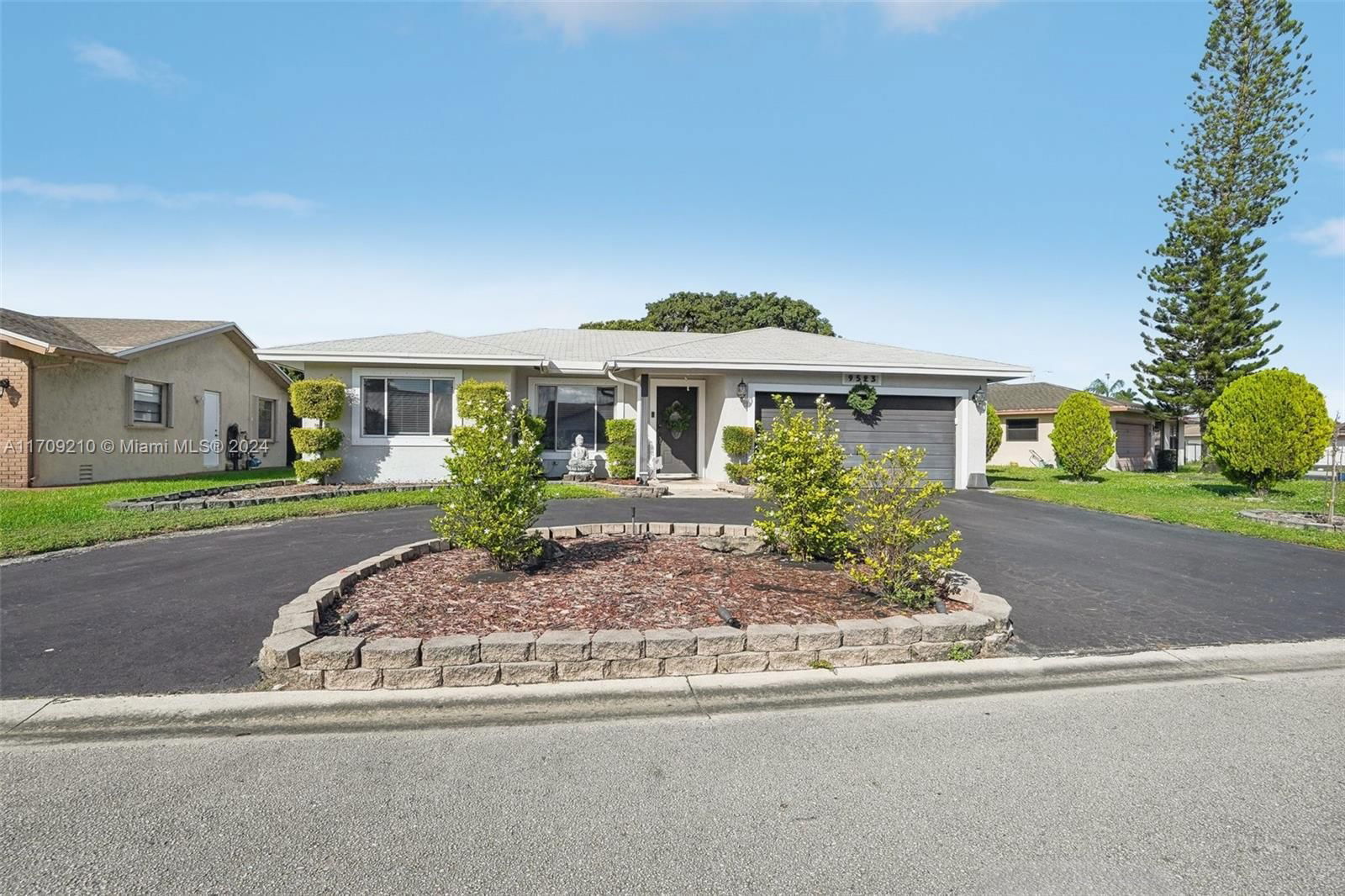 Real estate property located at 9523 82nd St, Broward, Northwood, Tamarac, FL