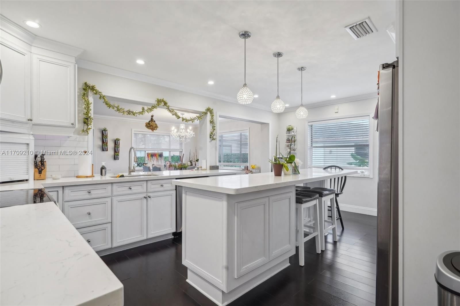 Real estate property located at 9523 82nd St, Broward, Northwood, Tamarac, FL