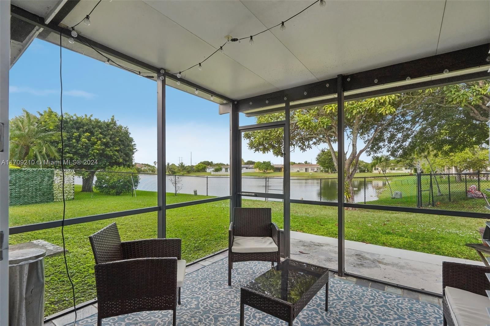 Real estate property located at 9523 82nd St, Broward, Northwood, Tamarac, FL