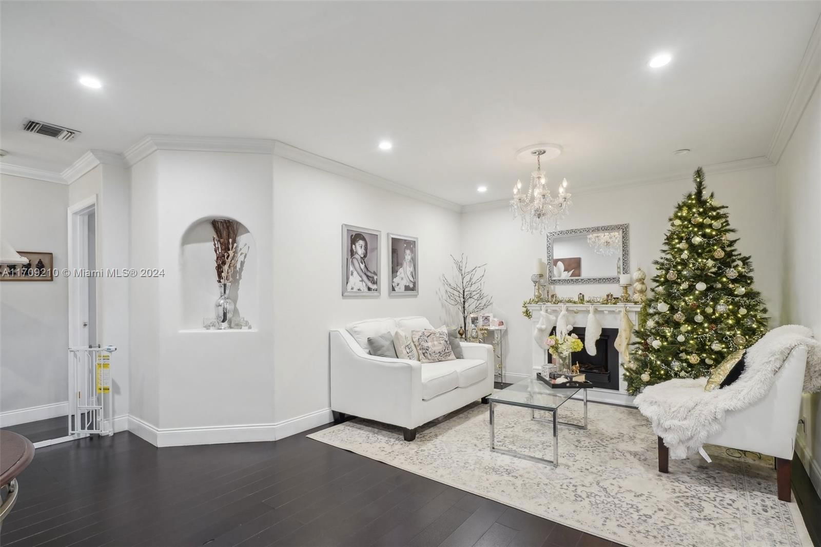 Real estate property located at 9523 82nd St, Broward, Northwood, Tamarac, FL