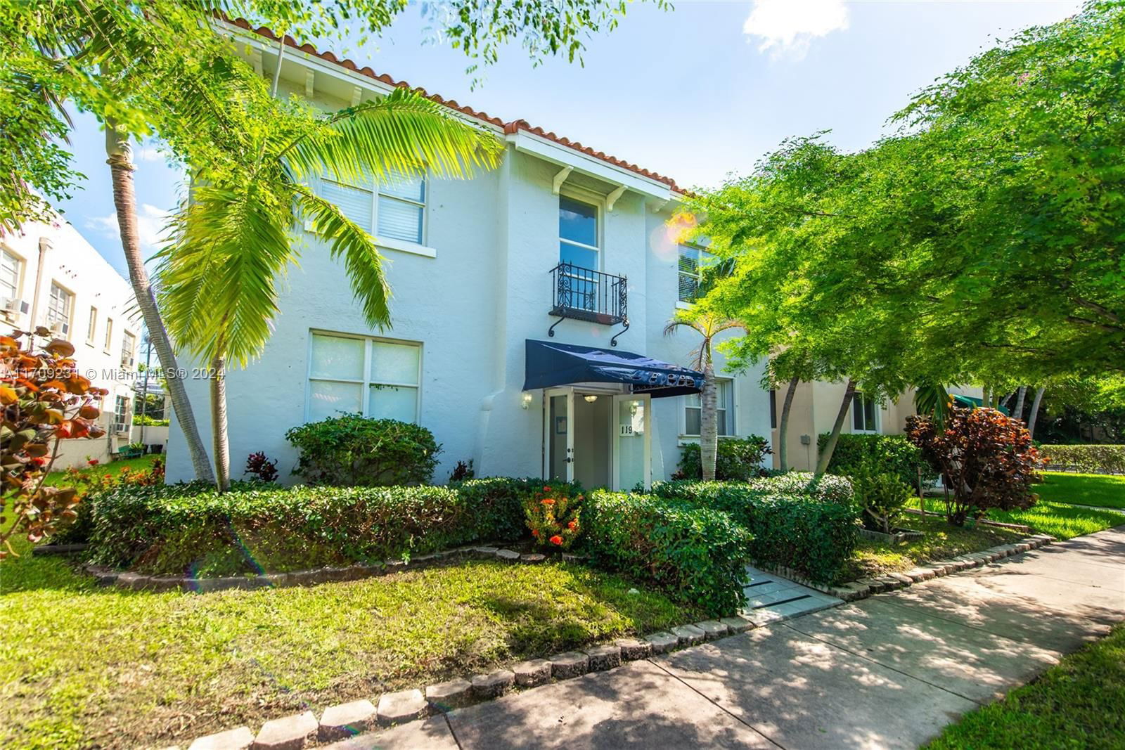 Real estate property located at 119 Menores Ave #8, Miami-Dade, MENORES CONDO, Coral Gables, FL