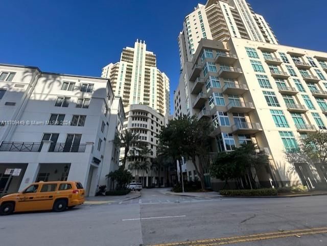 Real estate property located at 9055 73rd Ct #1507, Miami-Dade, METROPOLIS I AT DADELAND, Miami, FL