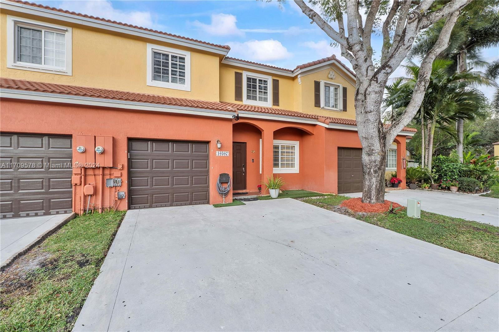 Real estate property located at 10307 20th St, Broward, AVALON, Miramar, FL