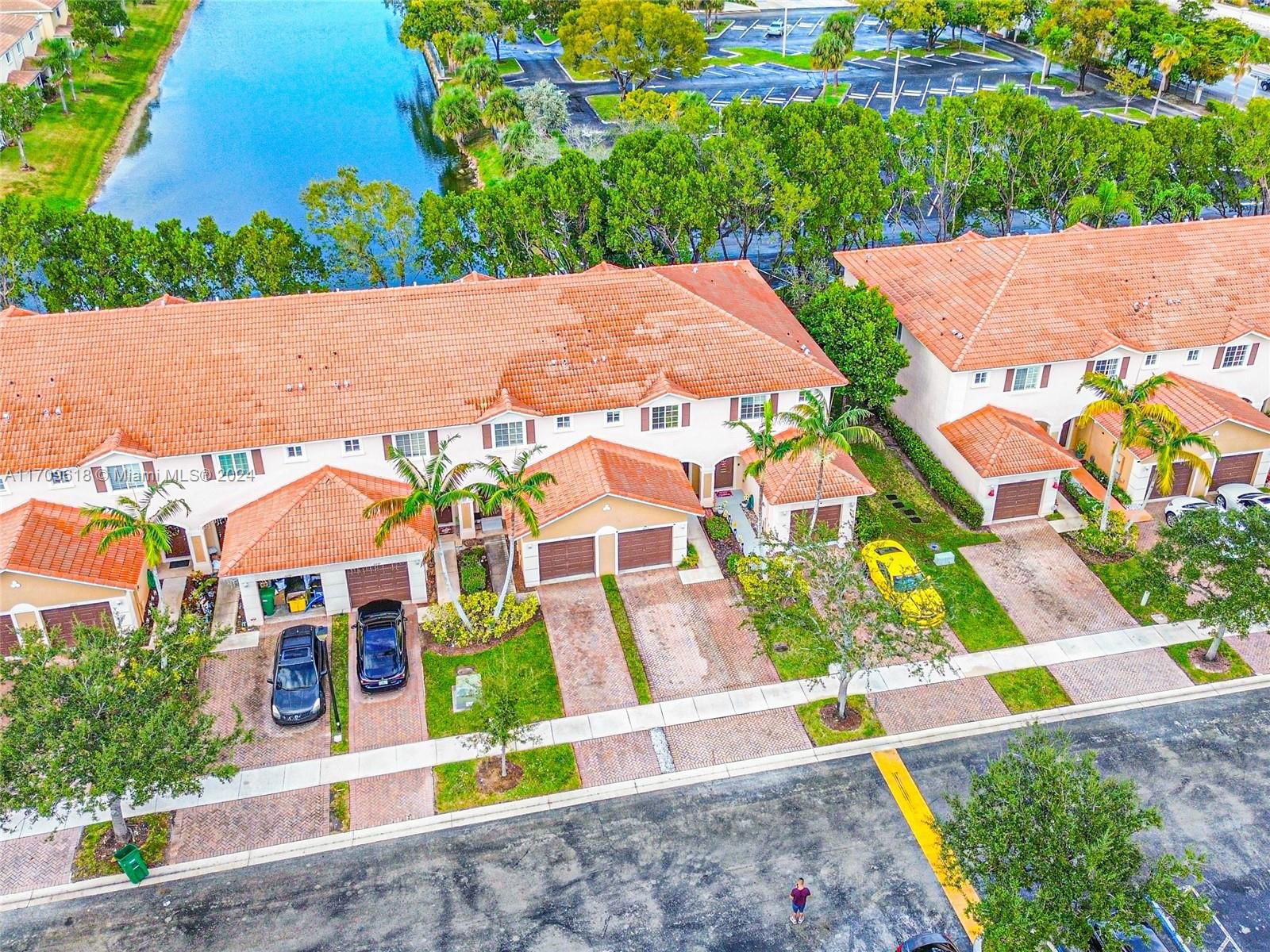 Real estate property located at 8873 Isles Cir #8873, Broward, CATALINA ISLES, Tamarac, FL