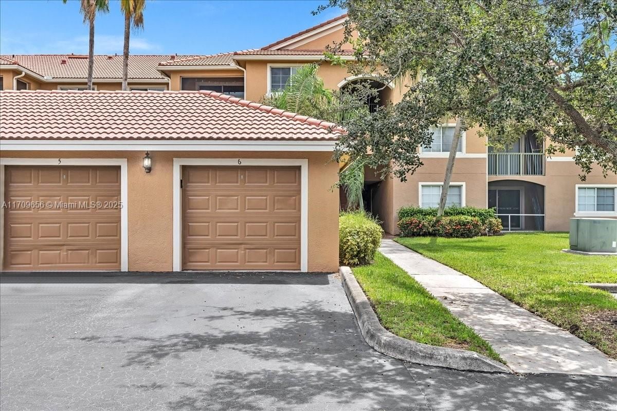 Real estate property located at 3659 Adriatic Ln #305, Martin, Portofino At Jensen Beach, Jensen Beach, FL