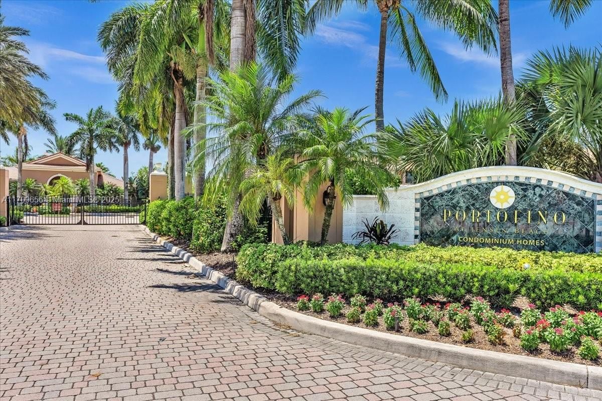 Real estate property located at 3659 Adriatic Ln #305, Martin, Portofino At Jensen Beach, Jensen Beach, FL
