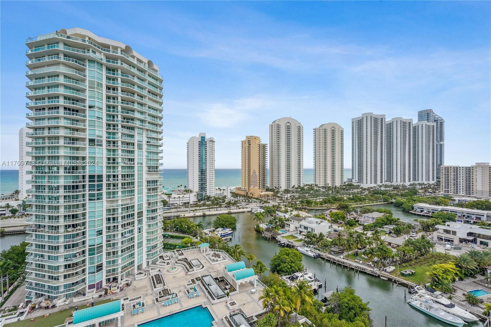 Real estate property located at 16500 Collins Ave #1752, Miami-Dade, OCEANIA V CONDO, Sunny Isles Beach, FL