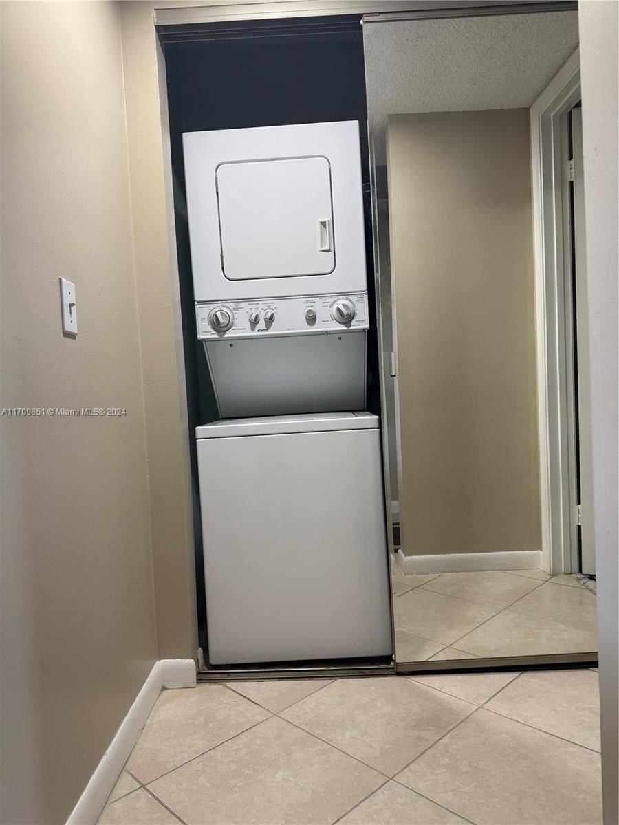 Real estate property located at 12650 6th St #411K, Broward, Buckingham East At Centur, Pembroke Pines, FL
