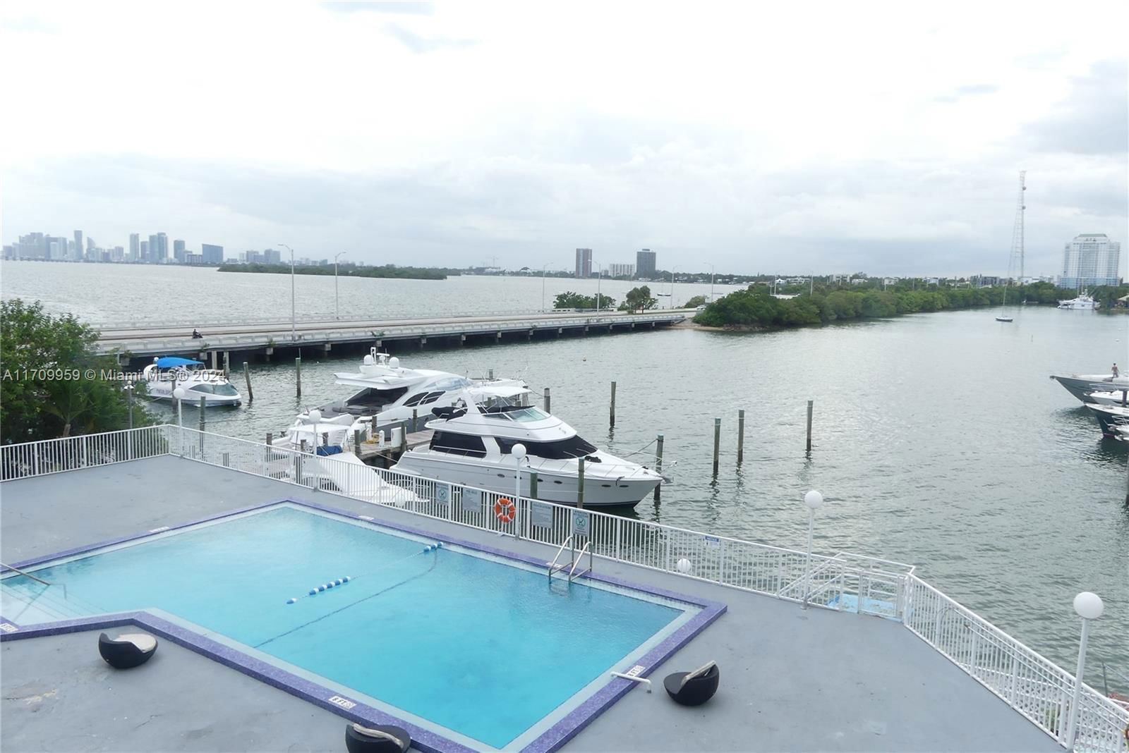 Real estate property located at , Miami-Dade, BAYSHORE YACHT & TENNIS C, North Bay Village, FL