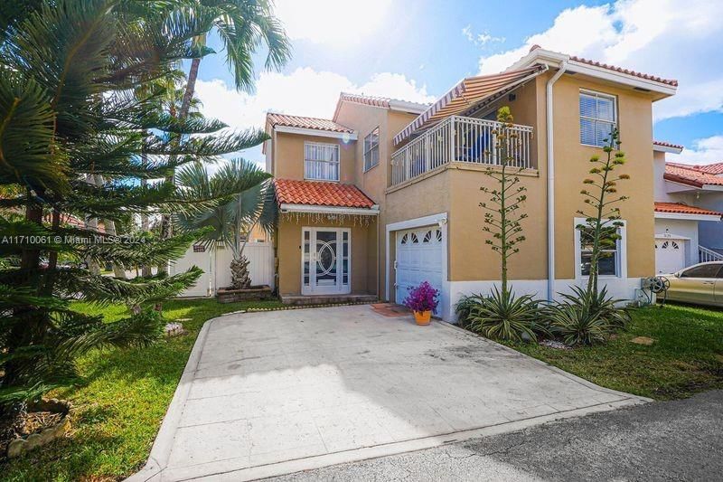 Real estate property located at 3600 Westminster St, Broward, EMERALD POINTE, Hollywood, FL