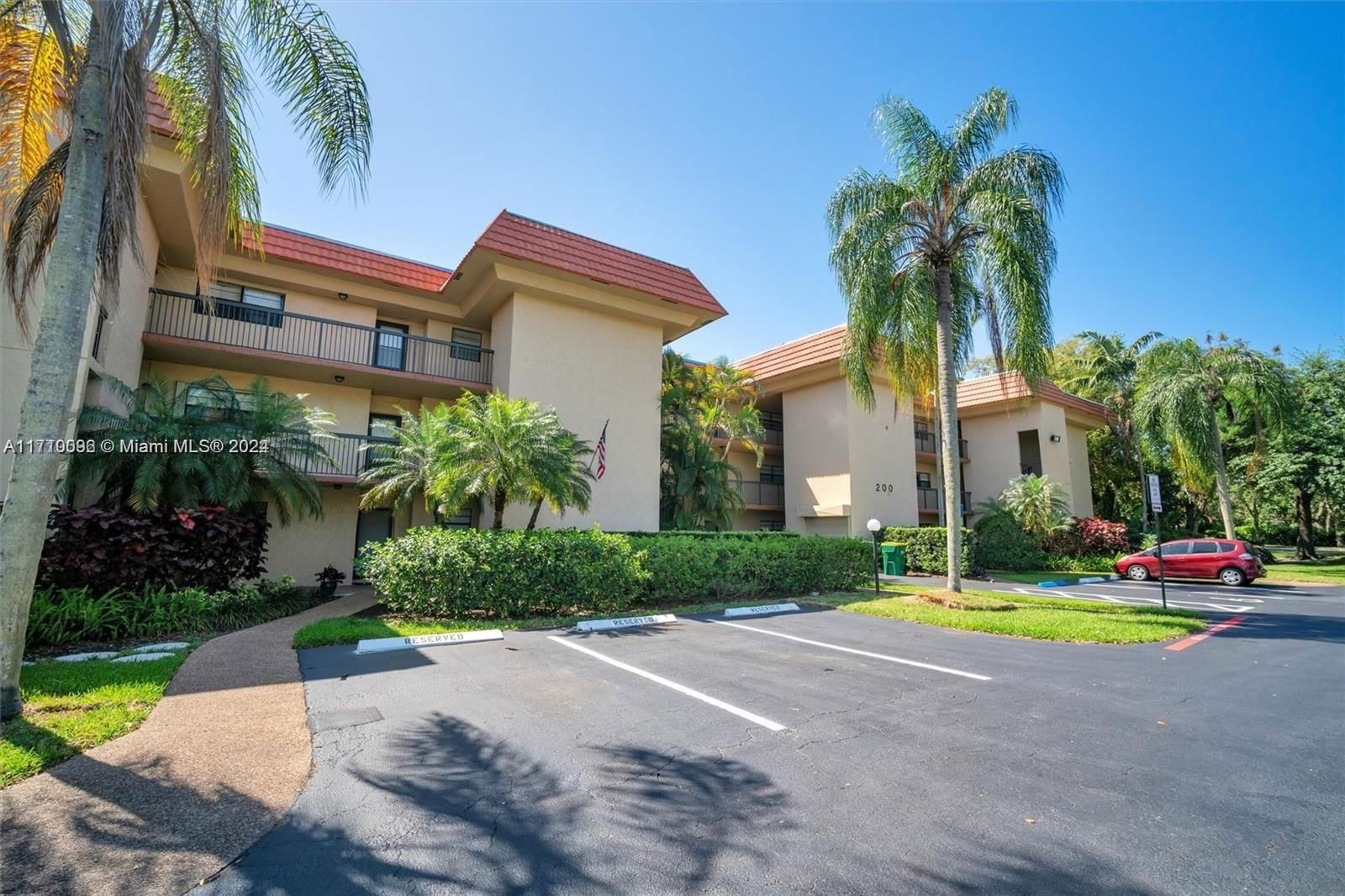 Real estate property located at 200 Jacaranda Country Club Dr #2B, Broward, CORONADO AT JACARANDA CON, Plantation, FL