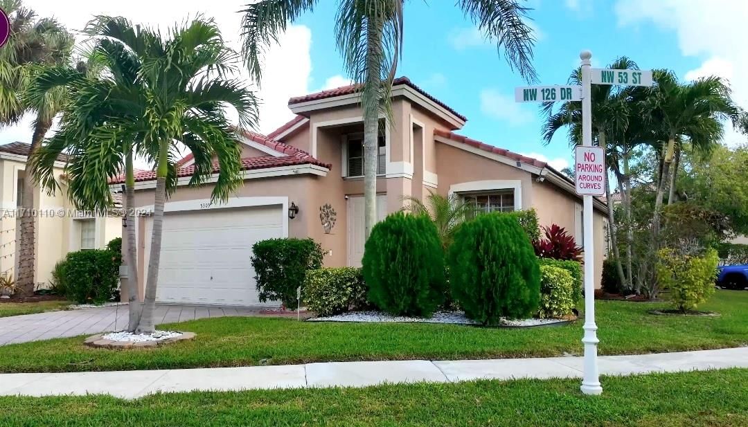 Real estate property located at 5305 126th Dr, Broward, WYNDHAM LAKES/MAYFAIR, Coral Springs, FL