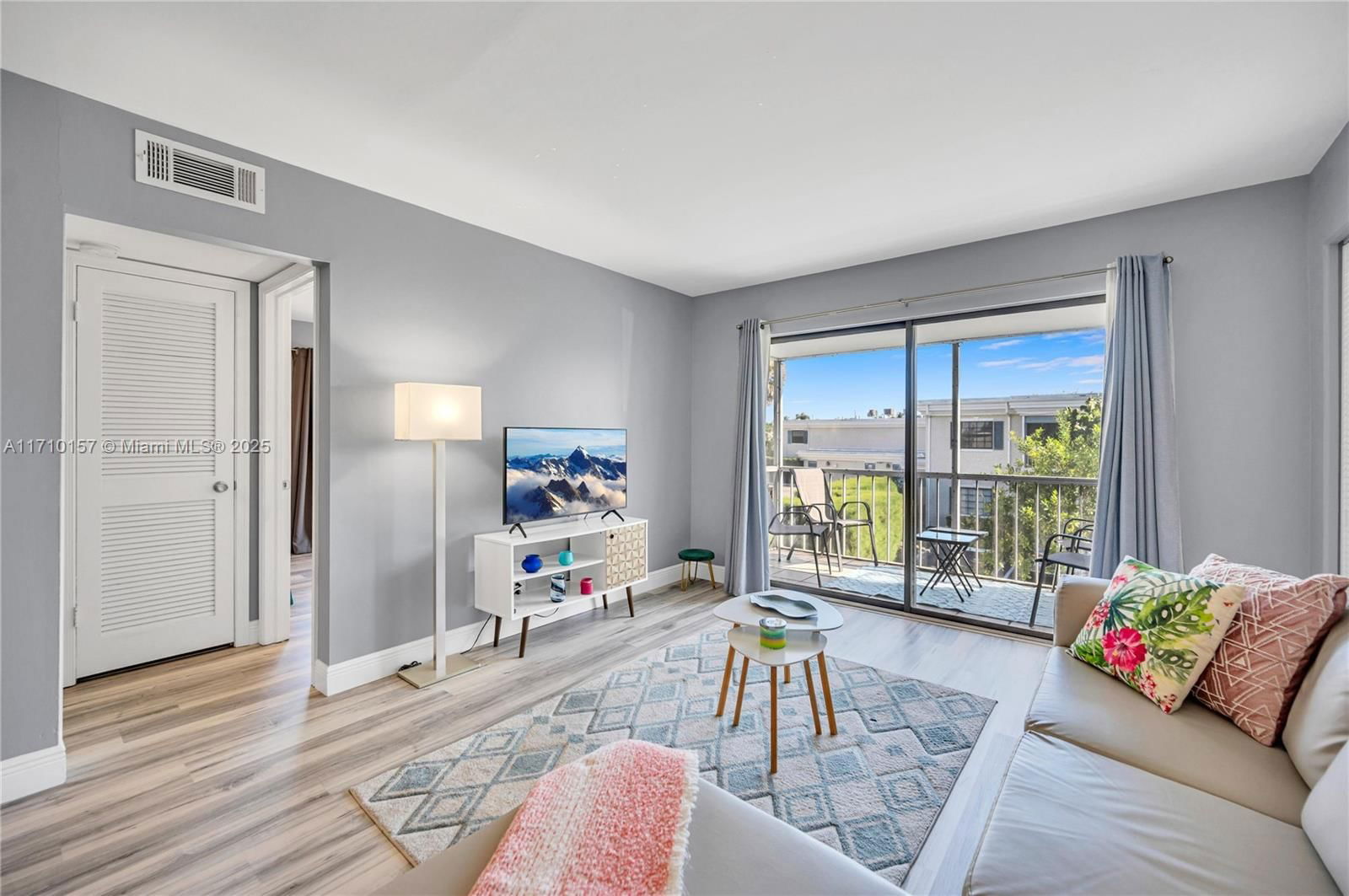 Real estate property located at 130 Cypress Club Dr #336, Broward, Cypress Club Condo, Pompano Beach, FL