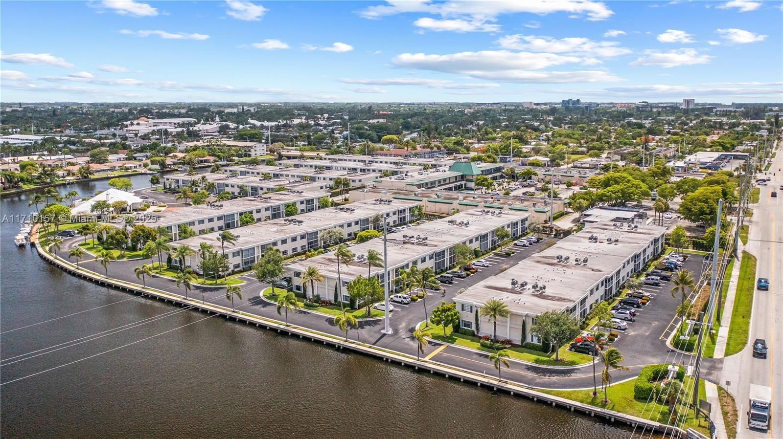 Real estate property located at 130 Cypress Club Dr #336, Broward, Cypress Club Condo, Pompano Beach, FL