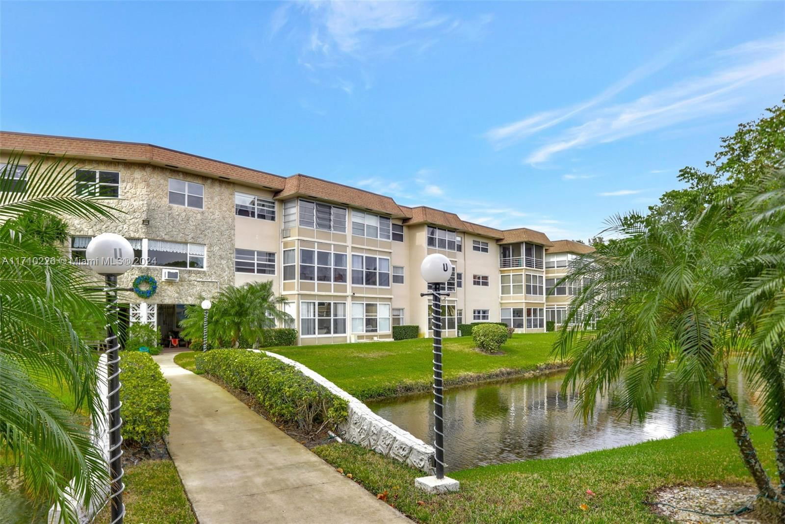 Real estate property located at 3400 48th Ave #508, Broward, Umbra Gardens Condo, Lauderdale Lakes, FL