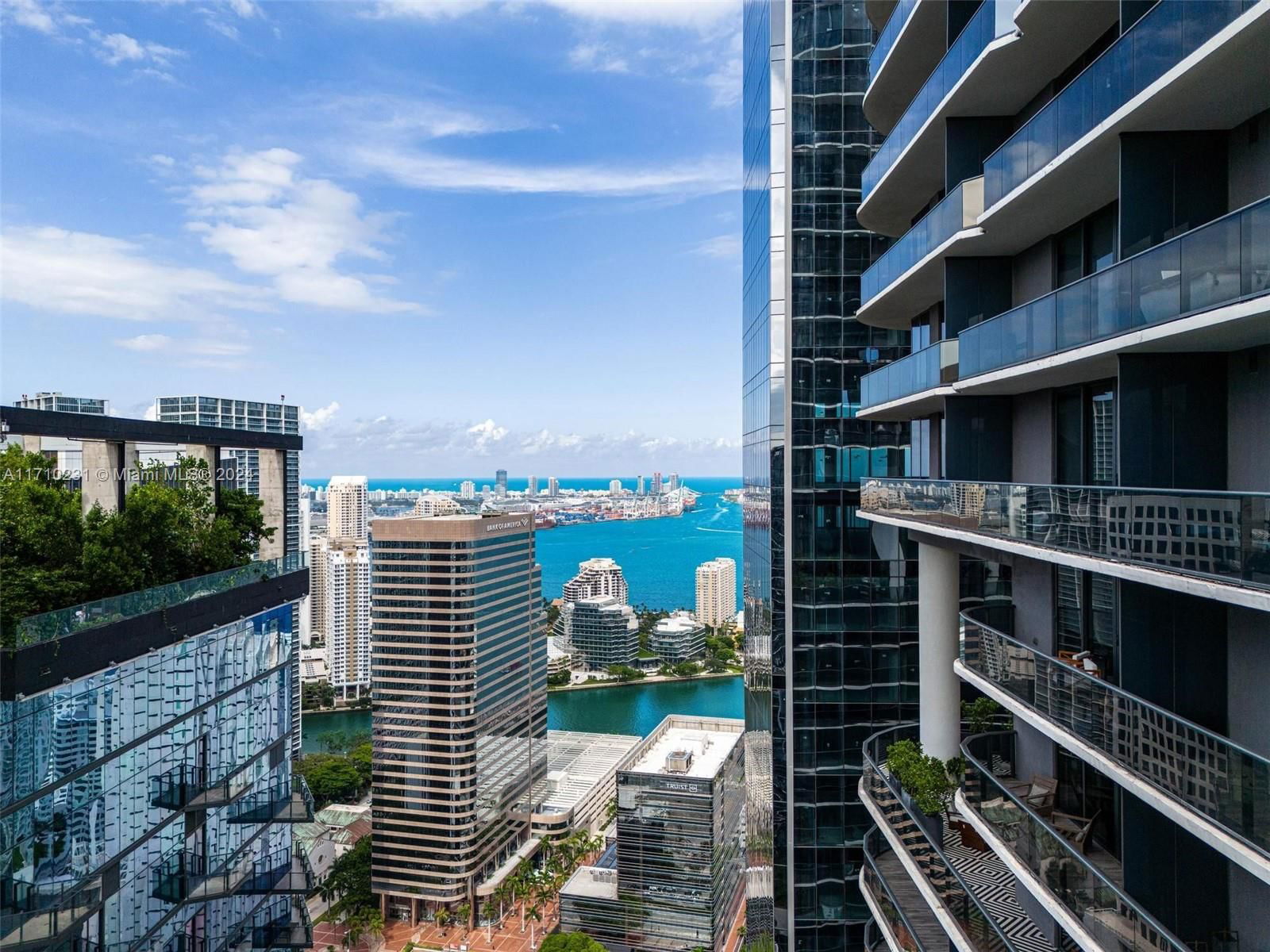 Real estate property located at 801 Miami Ave #4808, Miami-Dade, 801 SMA RESIDENCES CONDO, Miami, FL