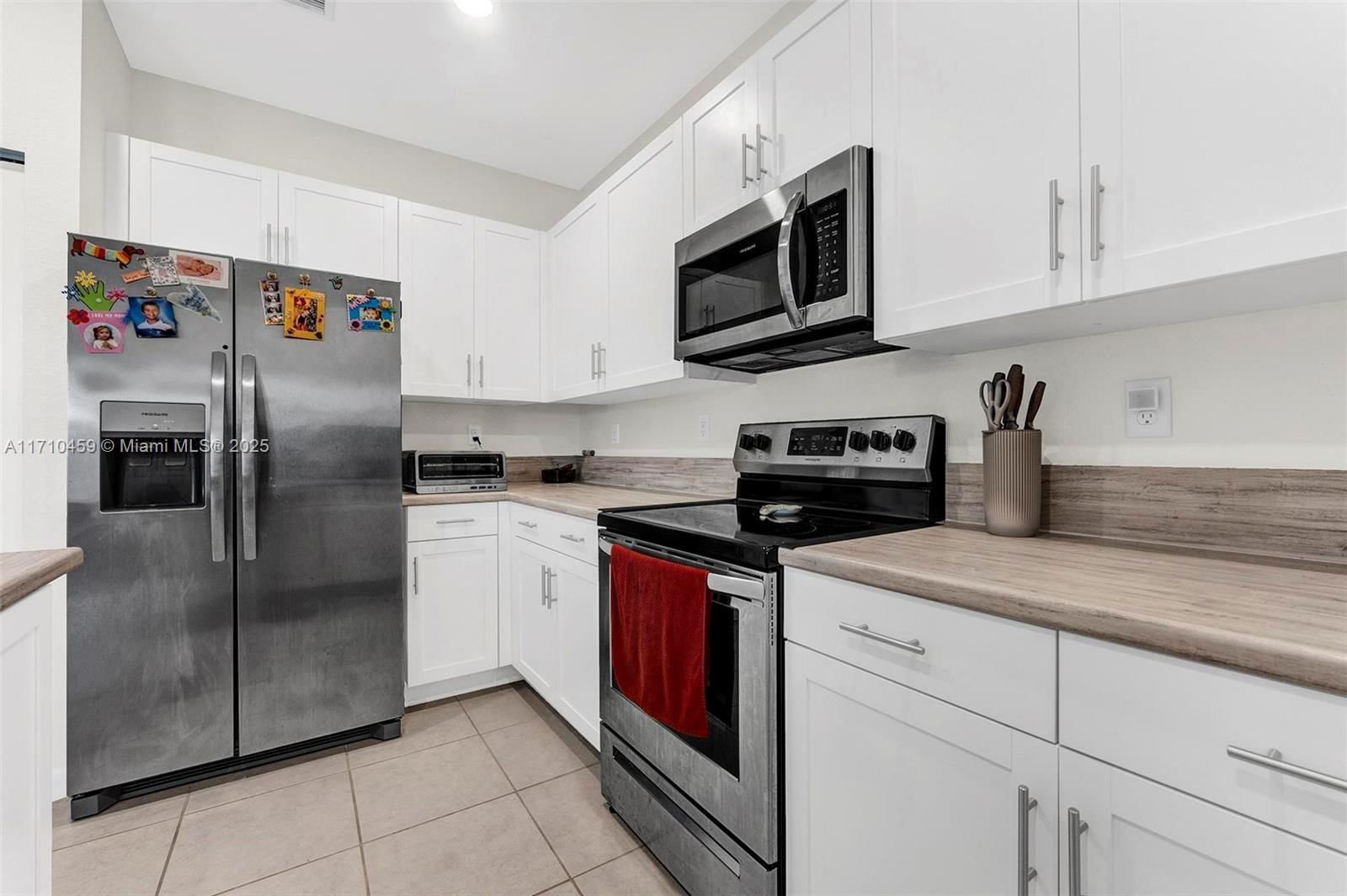 Real estate property located at 10017 228th Ter, Miami-dade, Enclave South Phase 2, Miami, FL