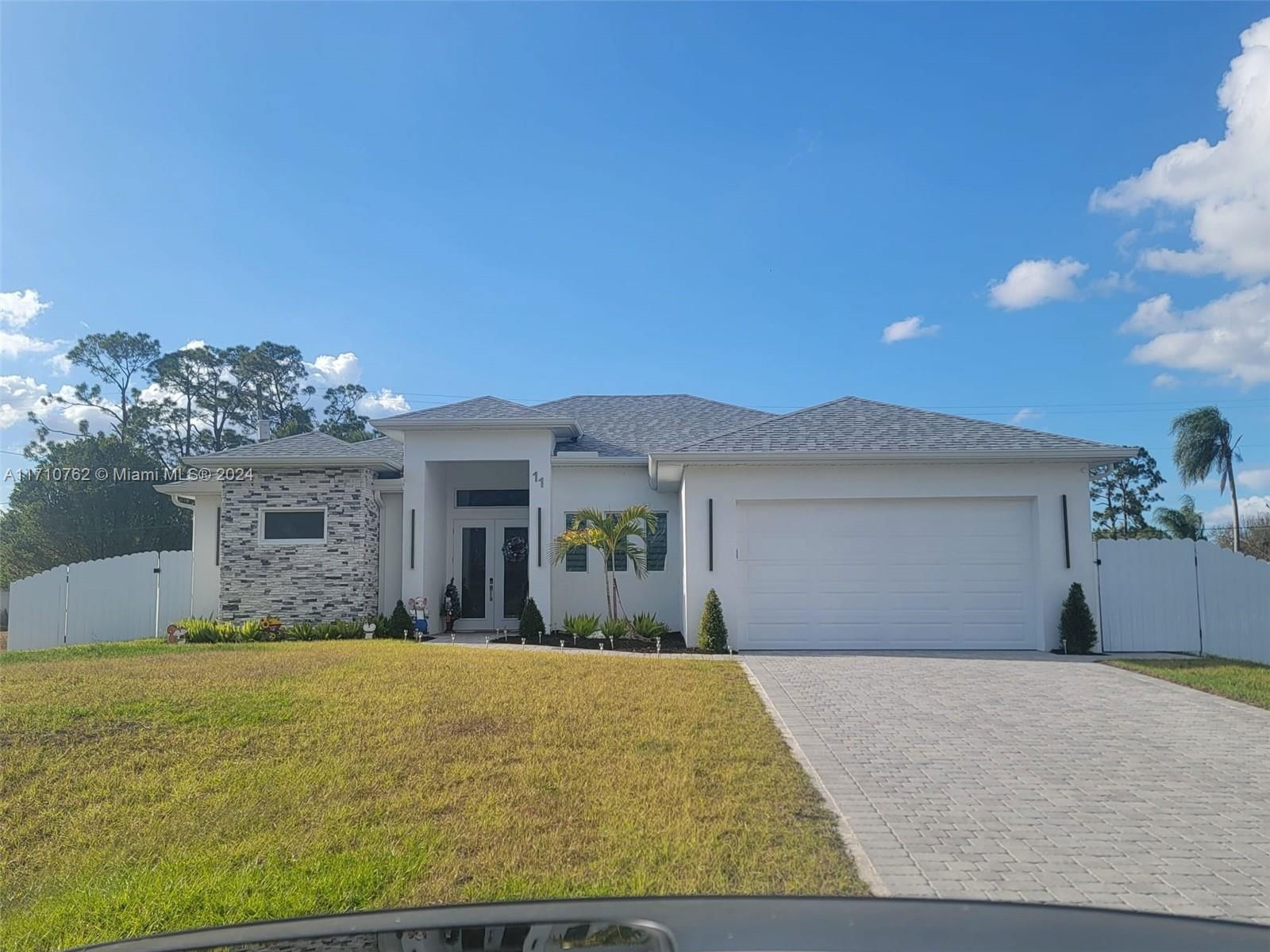 Real estate property located at 11 Connecticut Rd, Lee, Leeland Heights, Lehigh Acres, FL