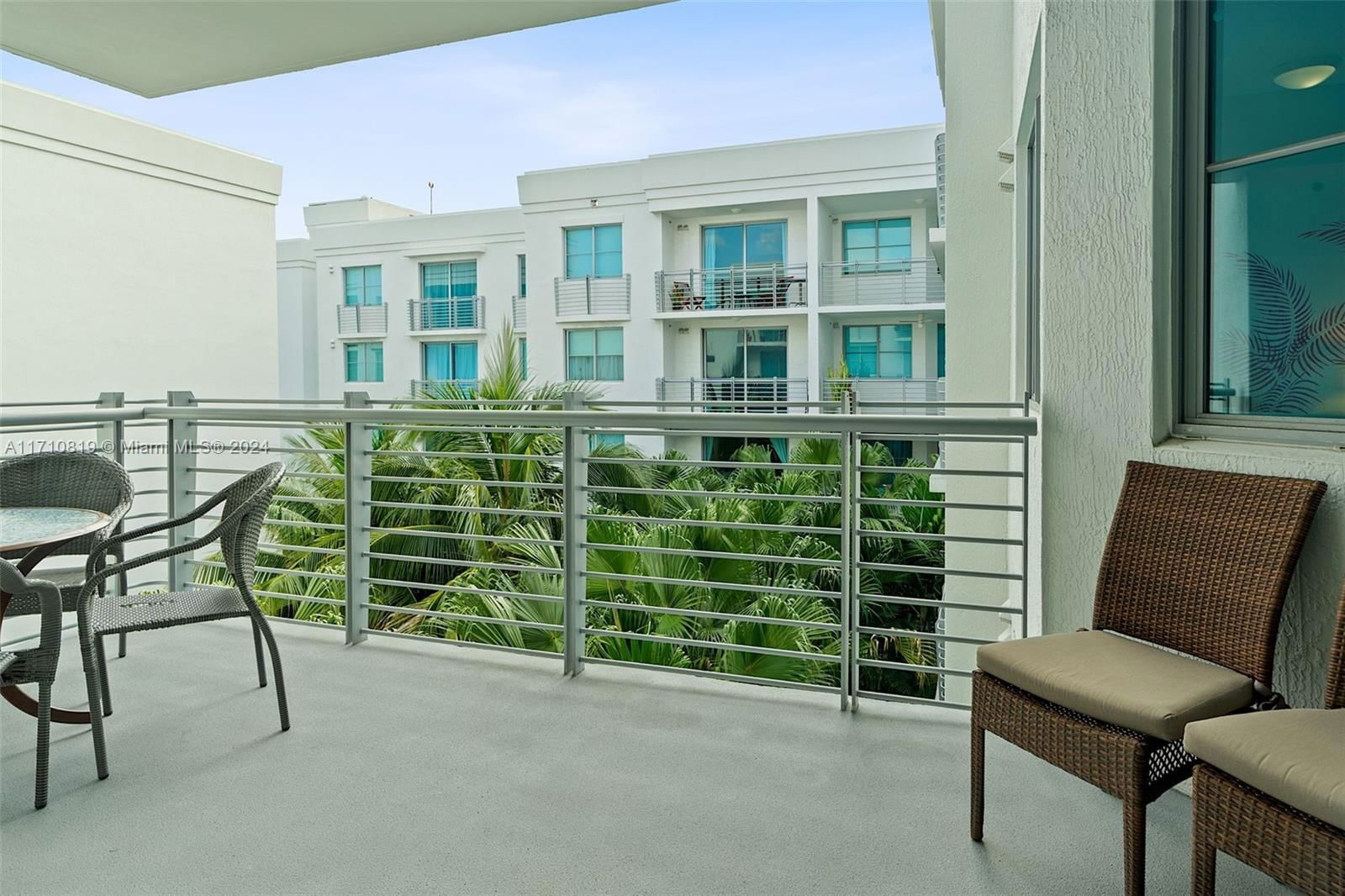 Real estate property located at 110 Washington Ave #1714, Miami-dade, The Cosmopolitan Residence, Miami Beach, FL