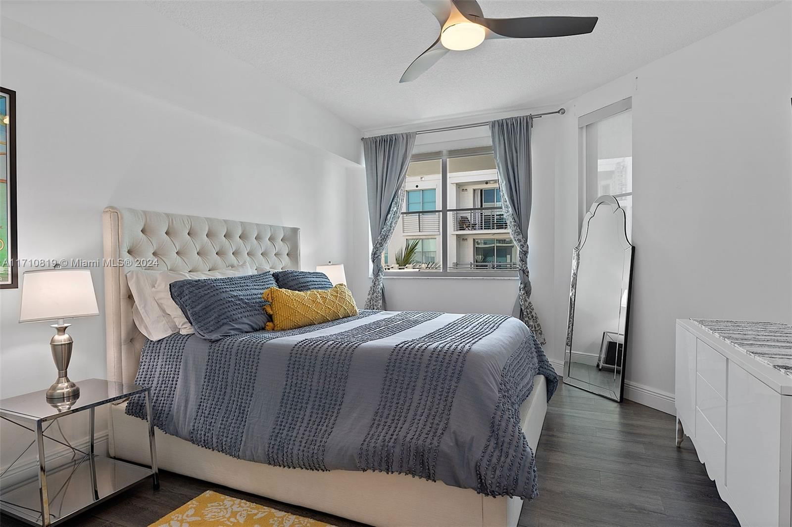 Real estate property located at 110 Washington Ave #1714, Miami-dade, The Cosmopolitan Residence, Miami Beach, FL