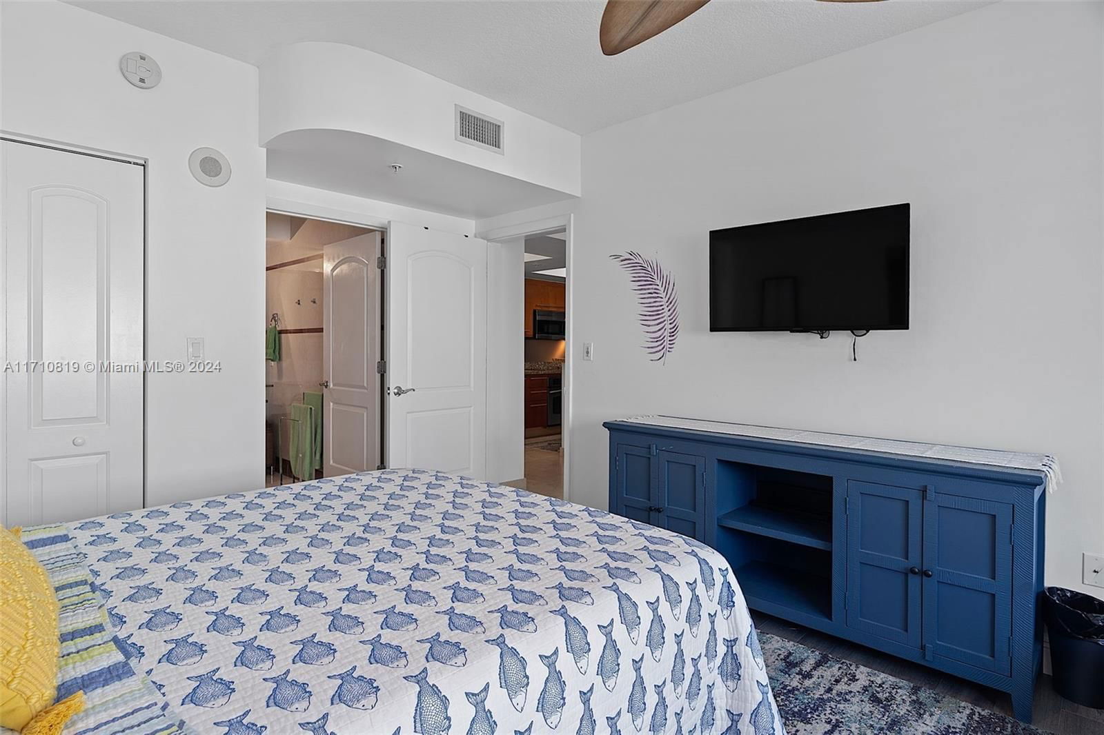 Real estate property located at 110 Washington Ave #1714, Miami-dade, The Cosmopolitan Residence, Miami Beach, FL