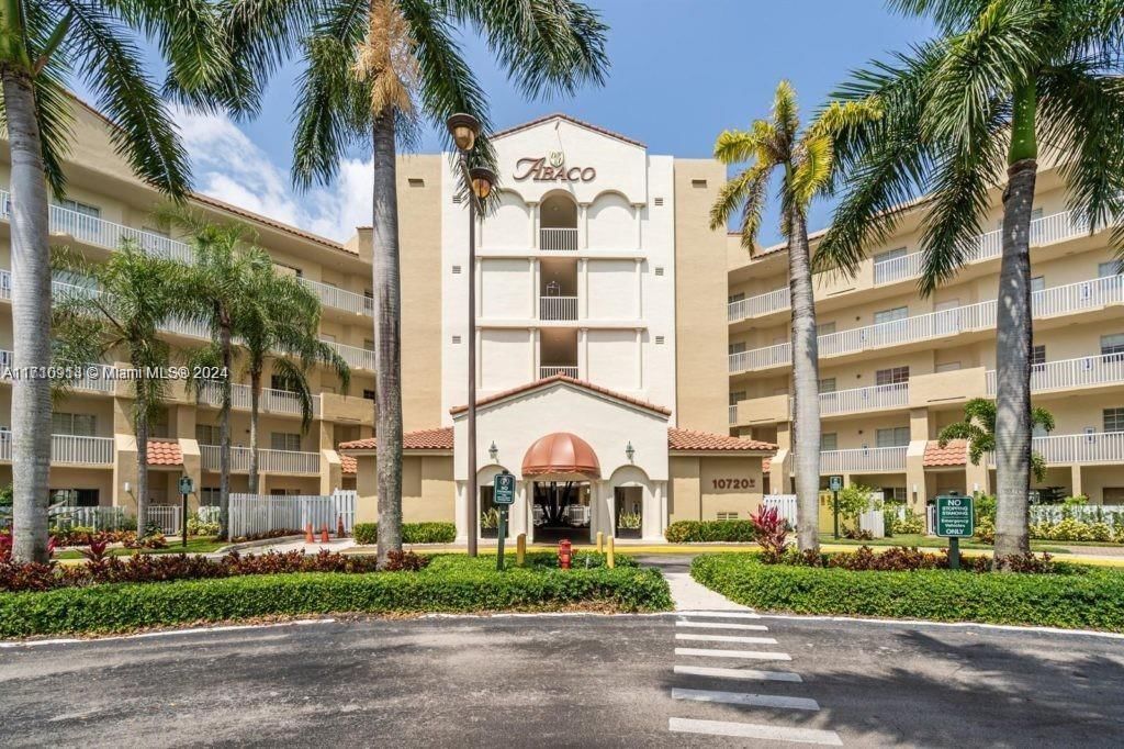 Real estate property located at 10720 66th St #304, Miami-Dade, CAPTIVA CONDO D, Doral, FL