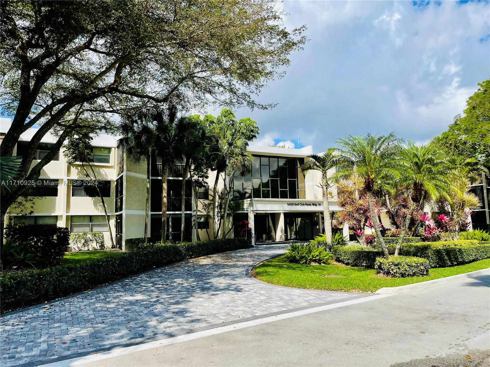 Real estate property located at 16500 Golf Club Rd #101, Broward, Building 1a Of Country Cl, Weston, FL