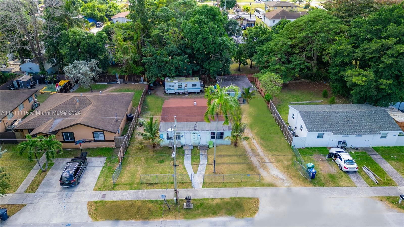 Real estate property located at 10280 175th St, Miami-Dade, Miami, FL