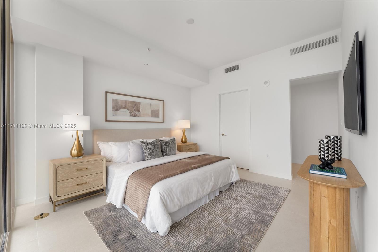 Real estate property located at 2678 Tigertail Av #2001, Miami-dade, Mister C Residences, Miami, FL
