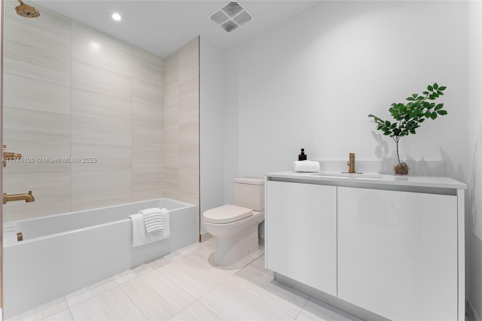 Real estate property located at 2678 Tigertail Av #2001, Miami-dade, Mister C Residences, Miami, FL