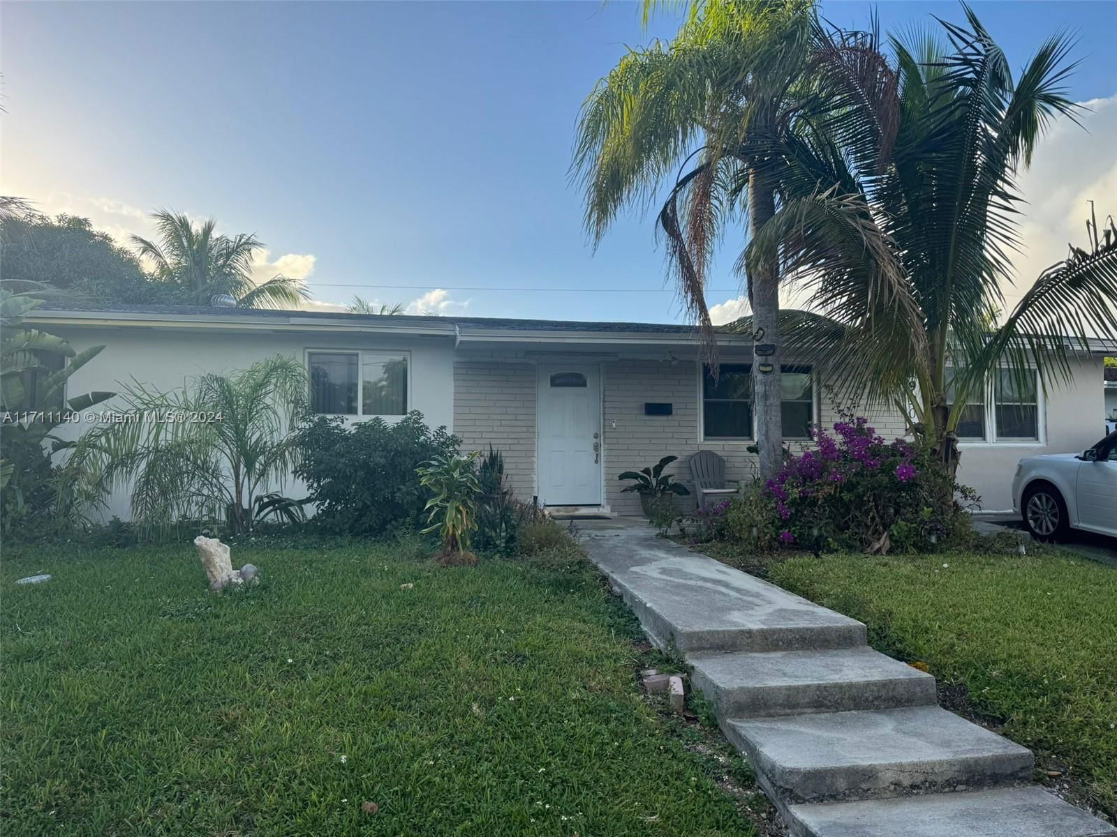 Real estate property located at 19900 87th Ave, Miami-Dade, CUTLER RIDGE PINES, Cutler Bay, FL