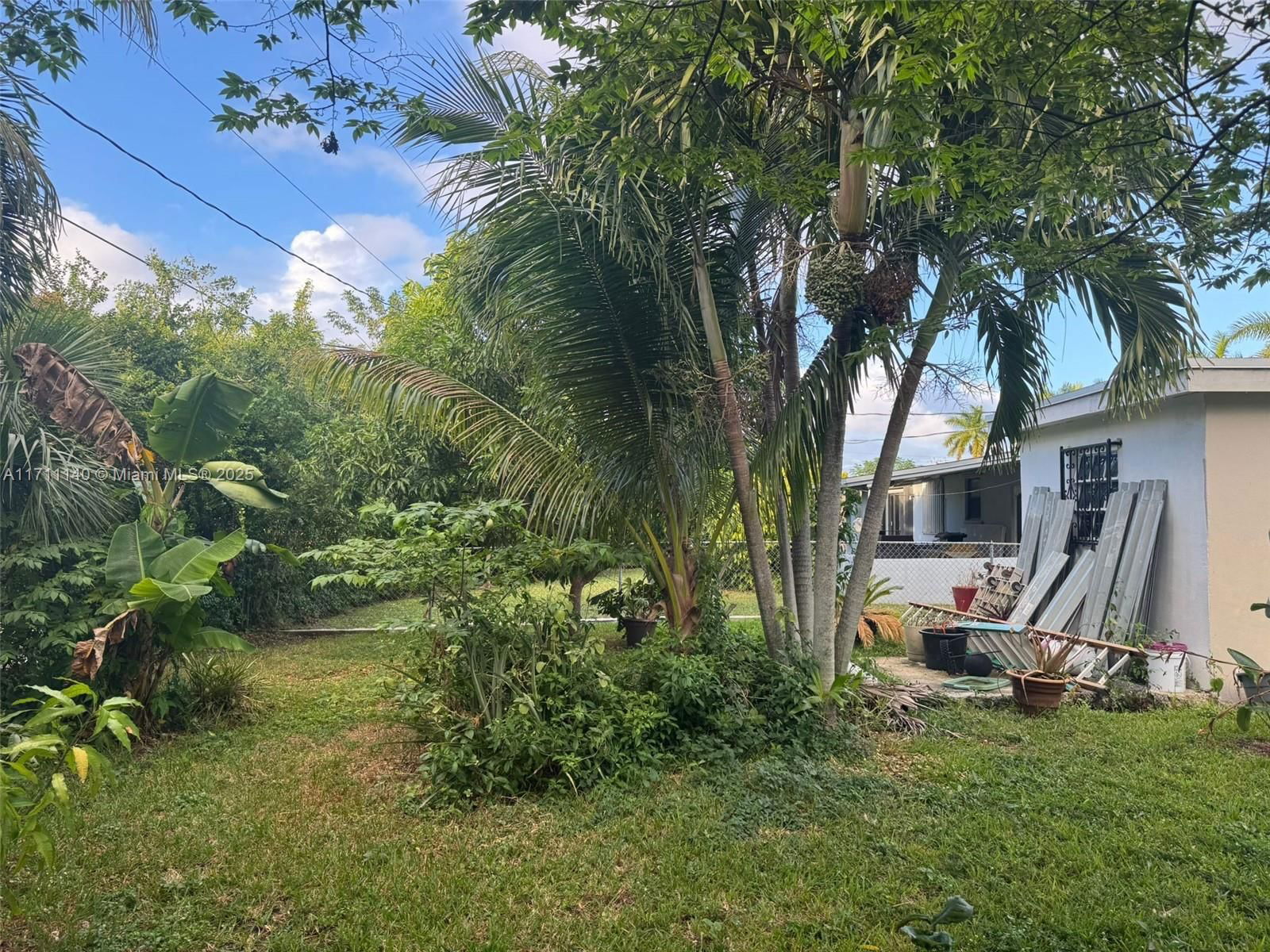 Real estate property located at 19900 87th Ave, Miami-dade, Cutler Ridge Pines, Cutler Bay, FL