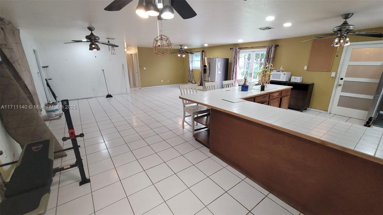 Real estate property located at 19900 87th Ave, Miami-dade, Cutler Ridge Pines, Cutler Bay, FL