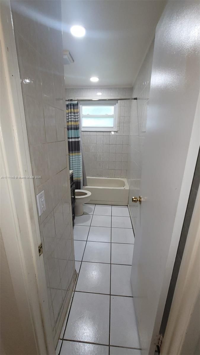 Real estate property located at 19900 87th Ave, Miami-dade, Cutler Ridge Pines, Cutler Bay, FL