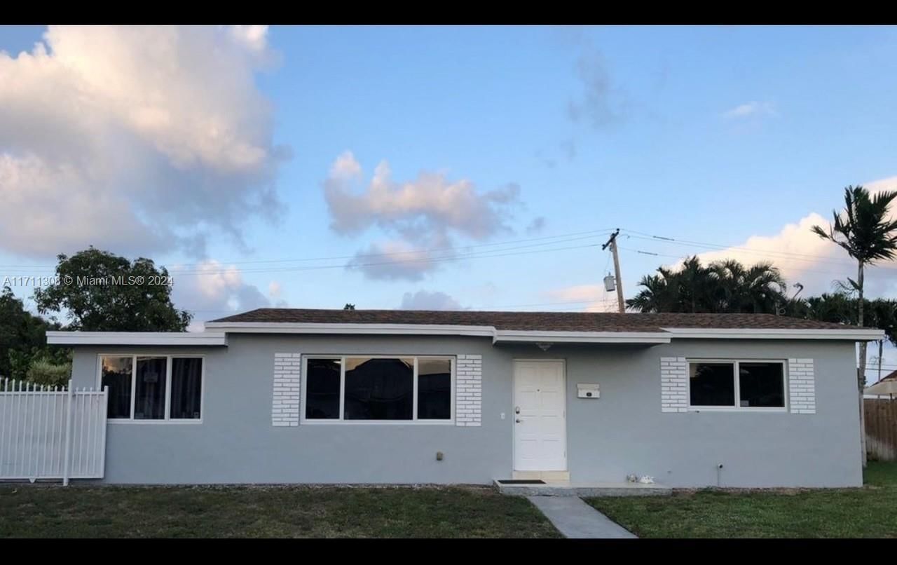 Real estate property located at 4165 6th Ct, Miami-Dade, HIALEAH ESTATES, Hialeah, FL