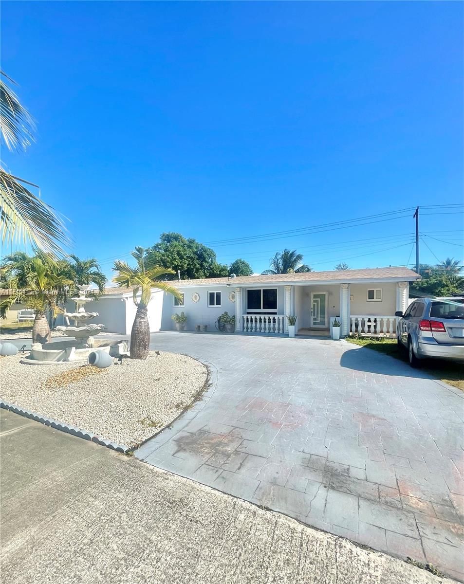 Real estate property located at 18531 43rd Ave, Miami-Dade, HIGHLAND PARK ESTATES, Miami Gardens, FL