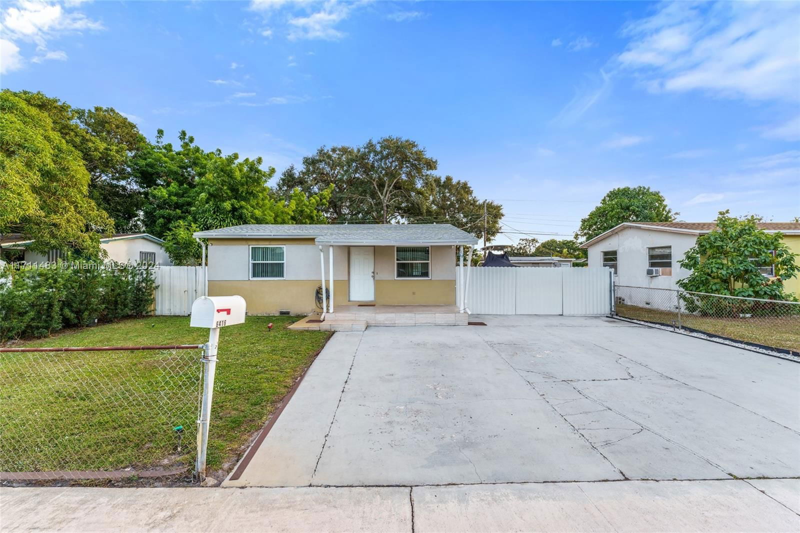 Real estate property located at 6416 Franklin St, Broward, LINWOOD GARDENS NO 2, Hollywood, FL