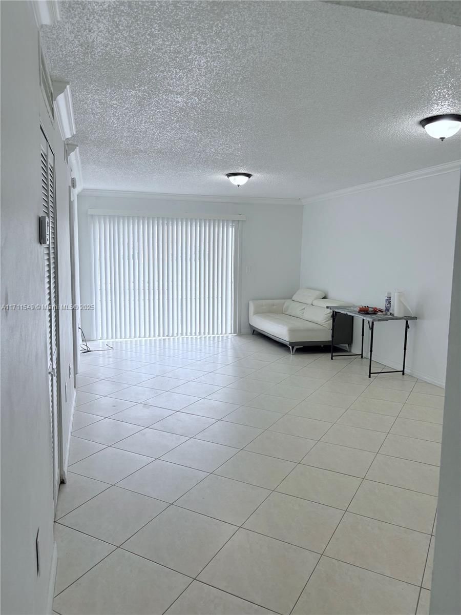 Real estate property located at 401 113th Way #401, Broward, Fairway Greens Condo Home, Pembroke Pines, FL